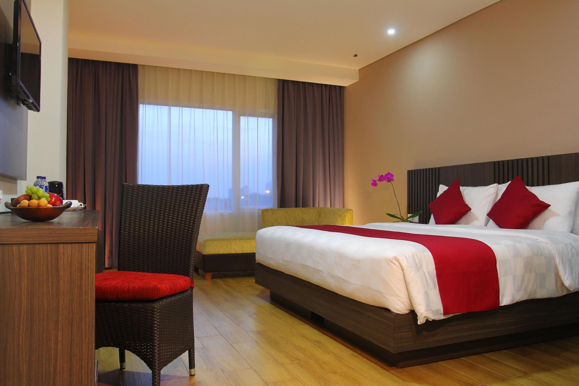 Merapi Merbabu Hotels Bekasi Exterior photo