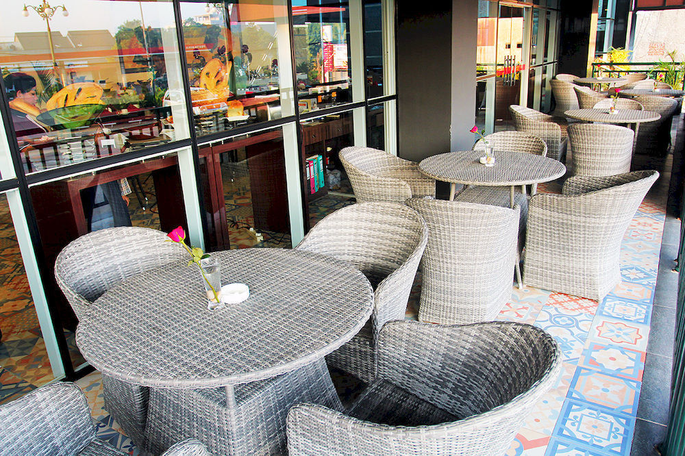Merapi Merbabu Hotels Bekasi Exterior photo